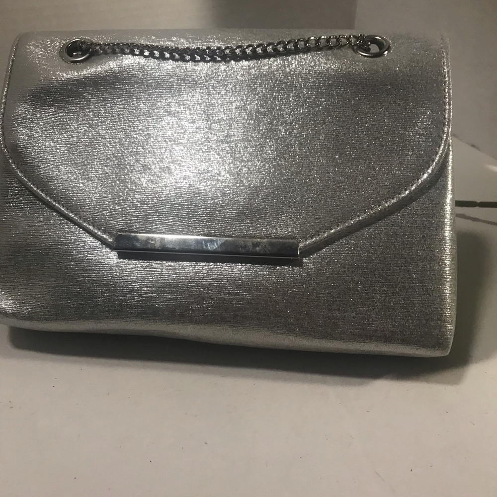 Elegant Silver Chain Shoulder Bag